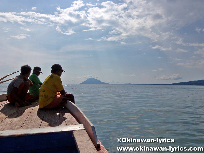 public boat from Sulawesi island to Bunaken island
