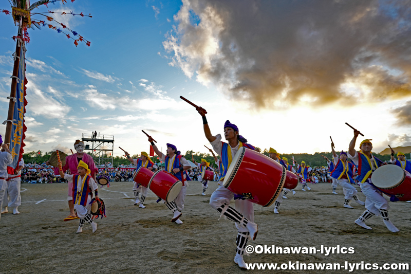 辺野古青年会のエイサー@辺野古大綱引き