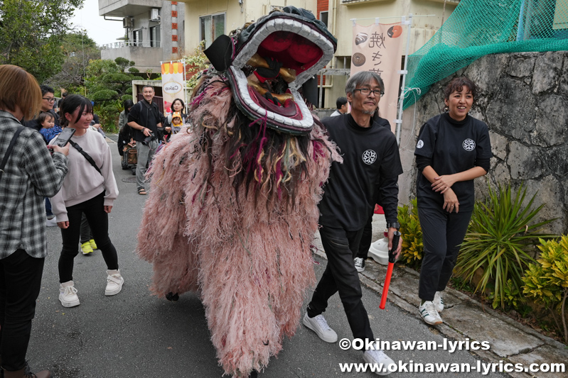 首里真和志町の獅子舞@新春町まぁーい