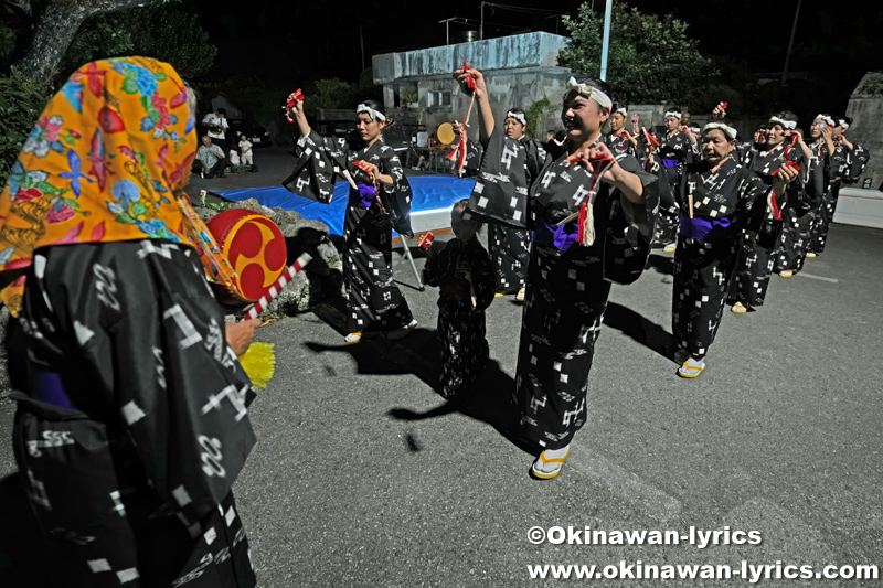 ウスデークの奉納(アジマア)@浜比嘉島の比嘉区豊年祭